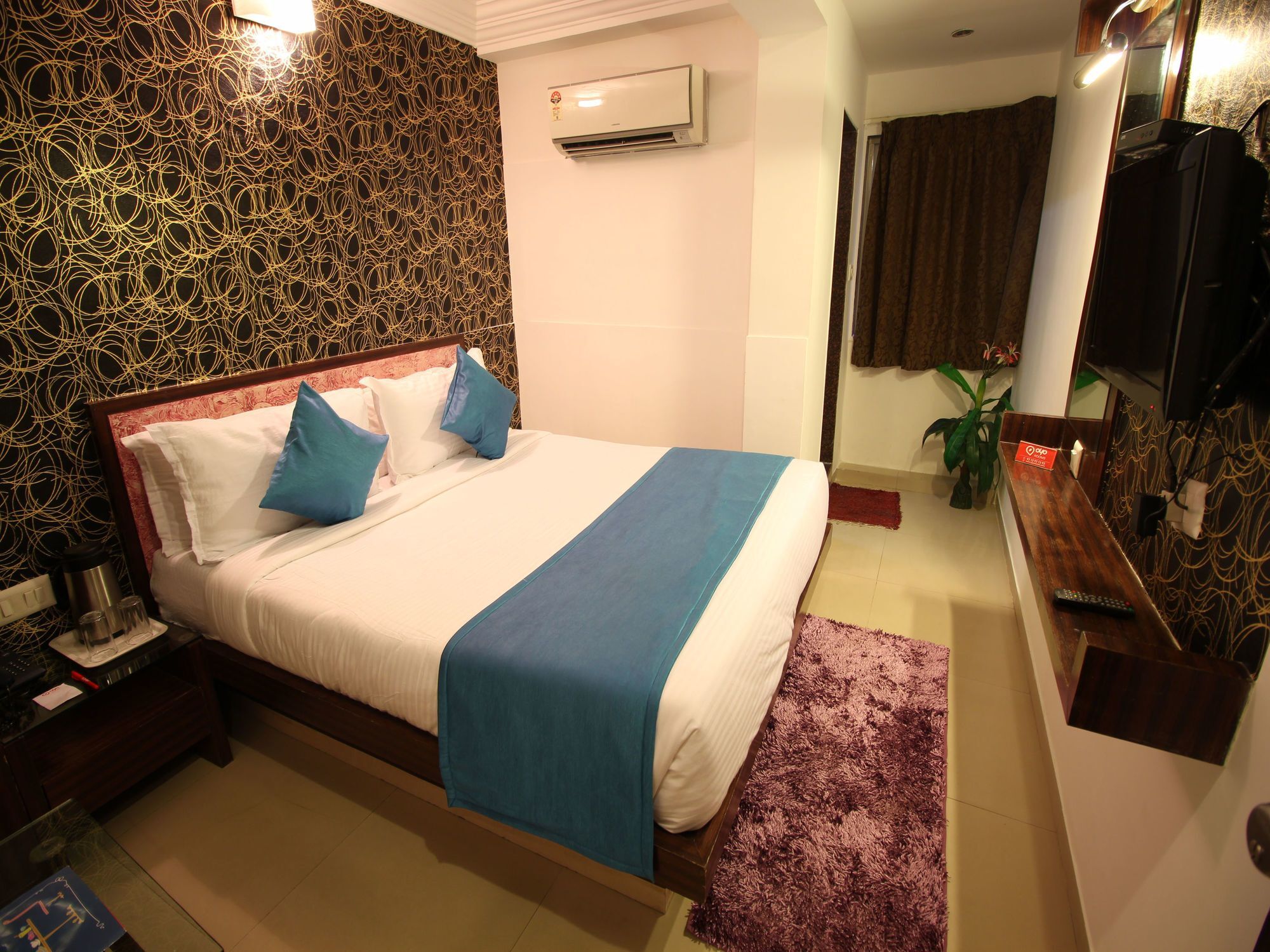 Oyo 2485 Hotel Kalash Inn 아흐메다바드 외부 사진